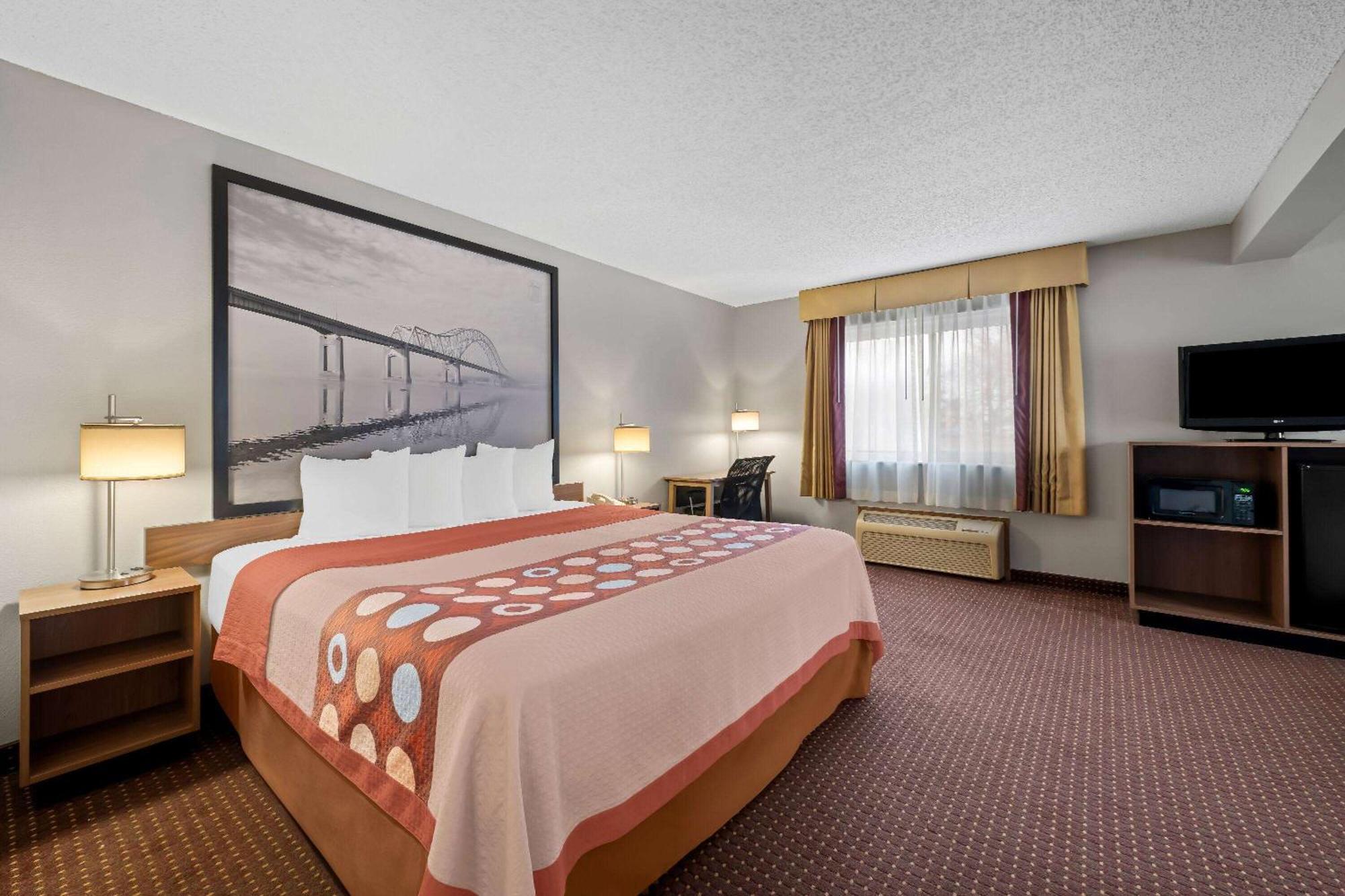 Super 8 By Wyndham Waverly Ngoại thất bức ảnh
